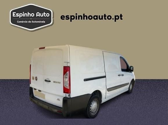 Usado Fiat Scudo 90 HP (66 kW) 2015 Branco Van
