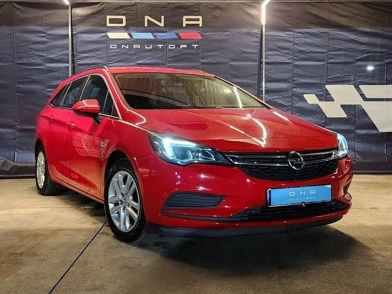 Usado Opel Astra Dynamic 136 HP (100 kW) 2019 Azul Carrinha