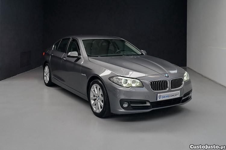 Usado BMW 520 190 HP (139 kW) 2014 Cinza Sedan