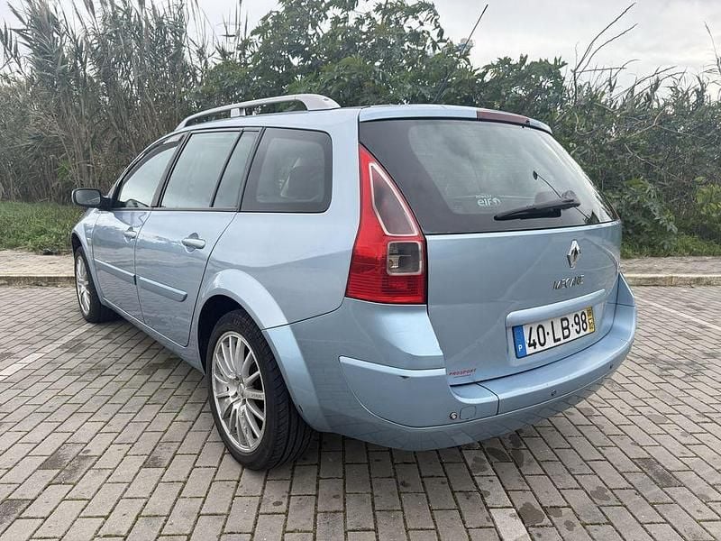 Usado Renault Mégane III 105 HP (77 kW) 2008 Sedan