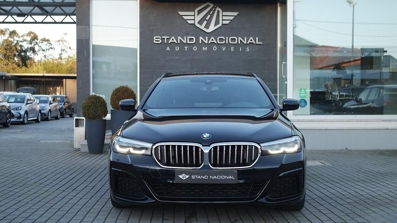 Usado BMW 520 190 HP (139 kW) 2022 Preto Carrinha