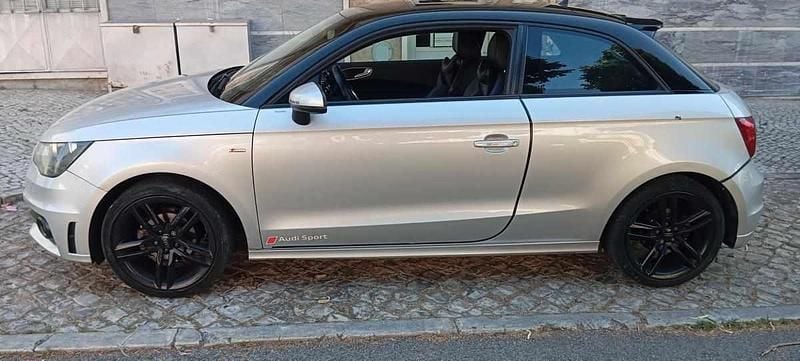 Cinzento Usado 2012 Audi A1 Sportback Citadino | € 9.999 (Bom preço) - Imagem 1/4