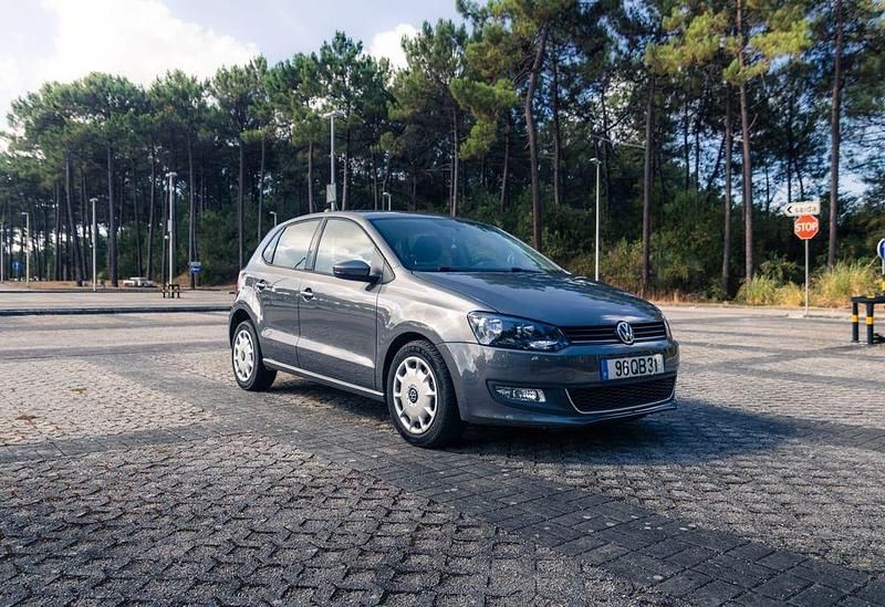 Usado 2015 VW Polo Sedan | € 7.800 (Preço justo) - Imagem 1/4