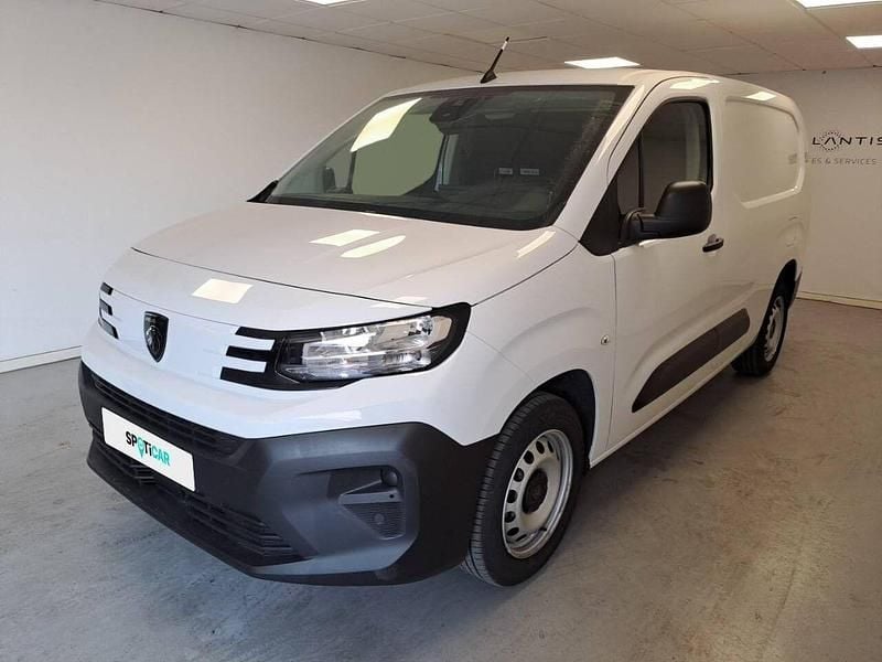 Branco Usado 2025 Peugeot Partner Monovolume | € 20.900 (Preço justo) - Imagem 1/4