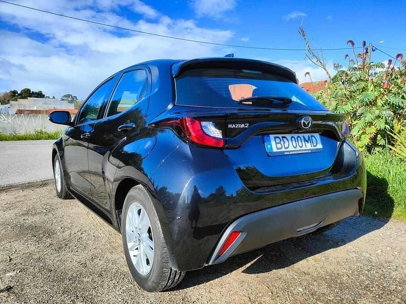 Usado Mazda 2 116 HP (85 kW) 2023 Preto Citadino
