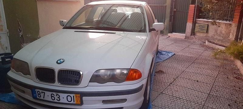 Usado 1999 BMW 318 Sedan | € 3.000 - Imagem 1/4