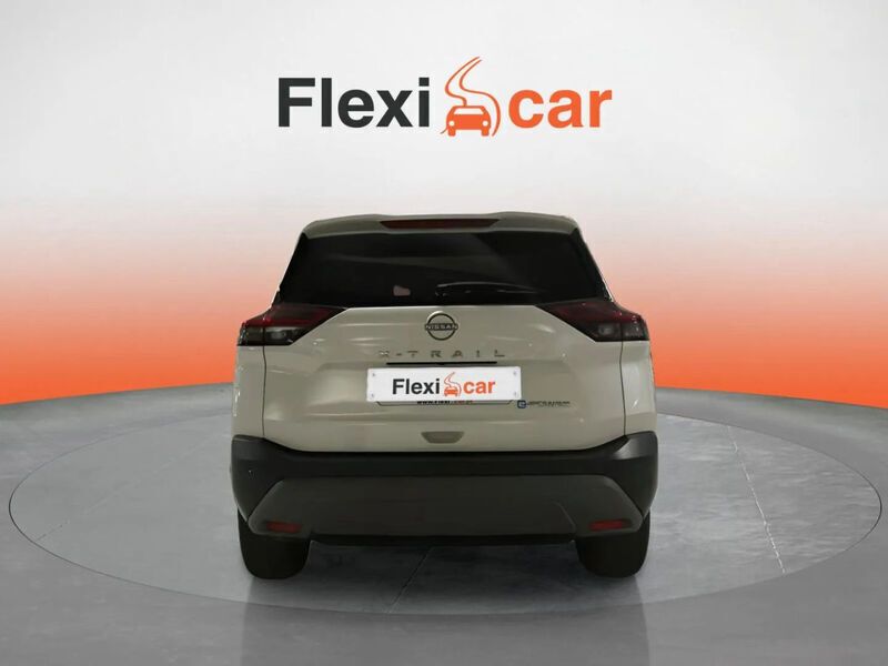 Usado Nissan X-Trail N-Connecta 213 HP (156 kW) 2023 Branco SUV
