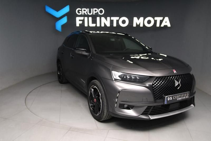 Cinzento Usado 2021 DS Automobiles DS7 Crossback Performance SUV | € 27.490 (Bom preço) - Imagem 1/1