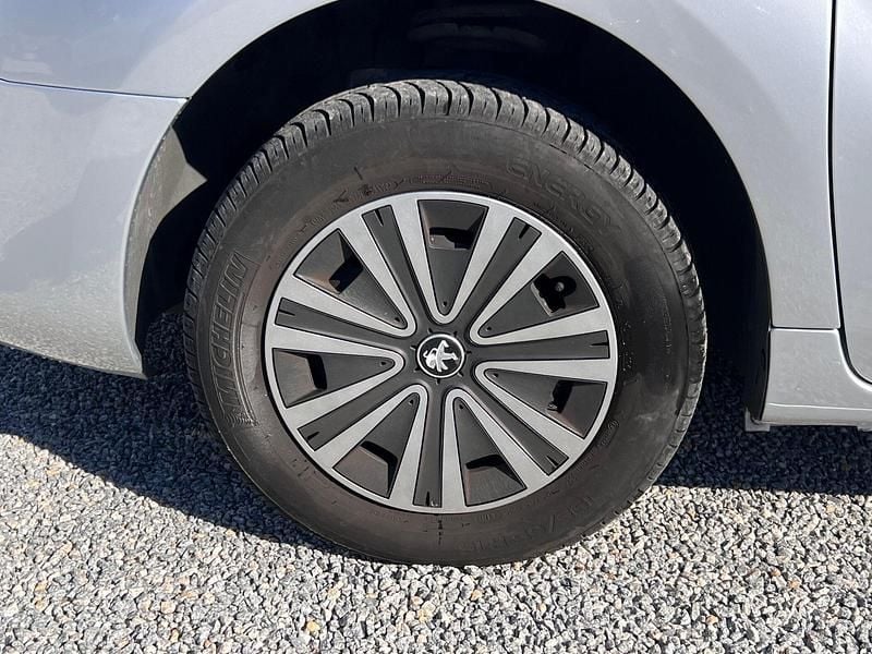 Usado Peugeot Partner 92 HP (67 kW) 2016 Cinza Monovolume