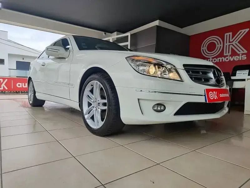 Branco Usado 2010 Mercedes CLC180 Citadino | € 10.500 - Imagem 1/4