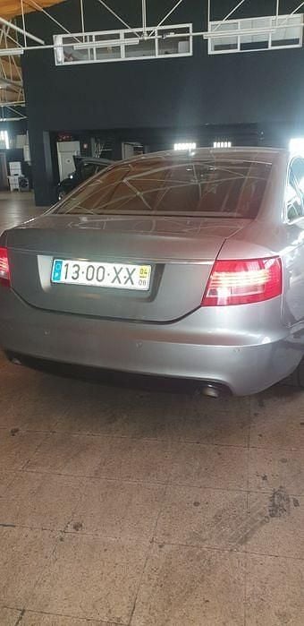 Usado 2004 Audi A6 Sedan | € 4.450 (Bom preço) - Imagem 1/4