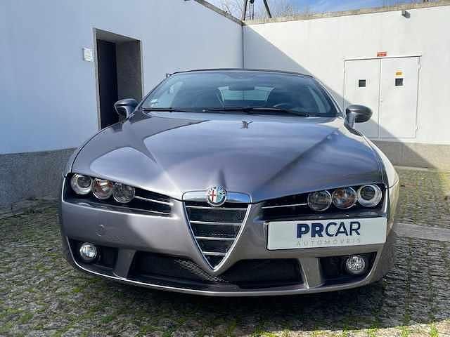 Usado Alfa Romeo Spider 200 HP (147 kW) 2007 Cinzento Cabrios