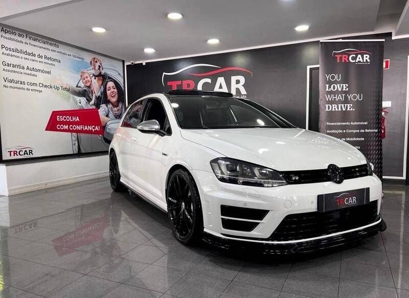 Branco Usado 2014 VW Golf VII R-line | € 30.990 - Imagem 1/4