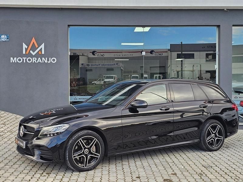 Preto Usado 2020 Mercedes C300 AMG line Carrinha | € 35.000 (Preço justo) - Imagem 1/4