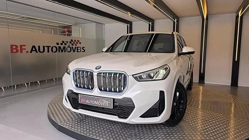 Usado BMW iX1 Performance 230 kW (313 HP) 2023 Branco SUV
