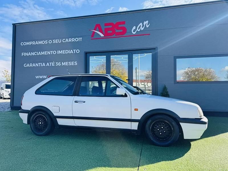 Branco Usado 1992 VW Polo | € 7.999 - Imagem 1/4