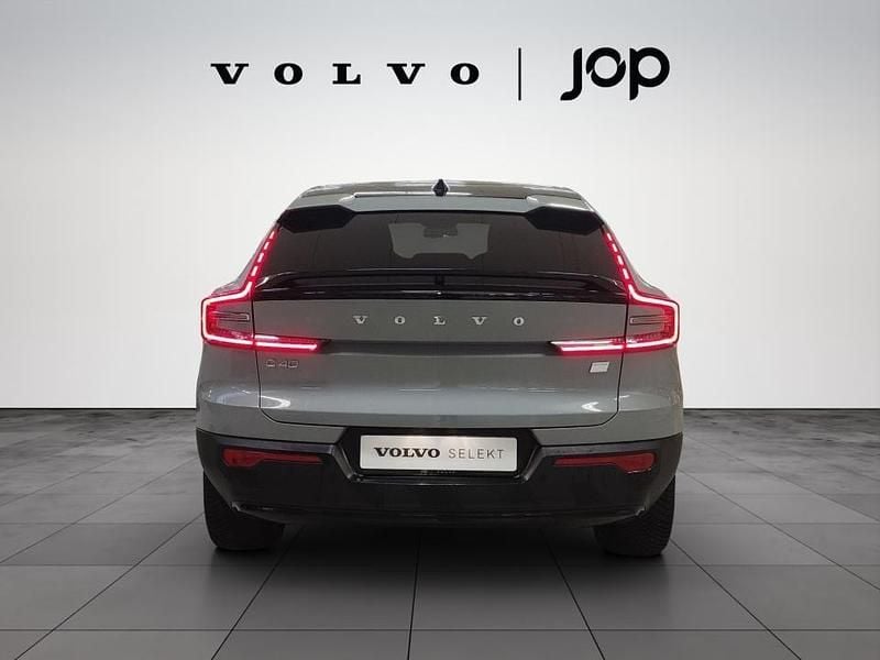 Usado Volvo EC40 Plus 185 kW (252 HP) 2024 Cinzento SUV