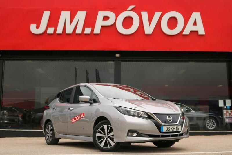 Cinzento Usado 2019 Nissan Leaf N-Connecta Citadino | € 14.490 (Bom preço) - Imagem 1/4