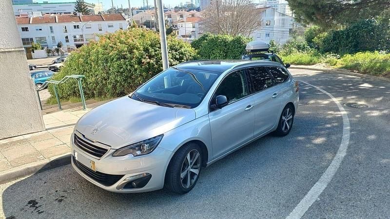 Usado 2016 Peugeot 308 Allure Sedan | € 6.750 (Super Preço) - Imagem 1/4