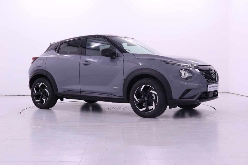 Cinzento Usado 2024 Nissan Juke SUV | € 31.790 (Caro) - Imagem 1/4