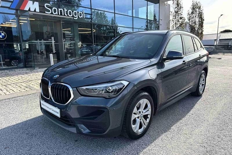 Cinzento Usado 2021 BMW X1 Advantage SUV | € 26.900 (Preço justo) - Imagem 1/4