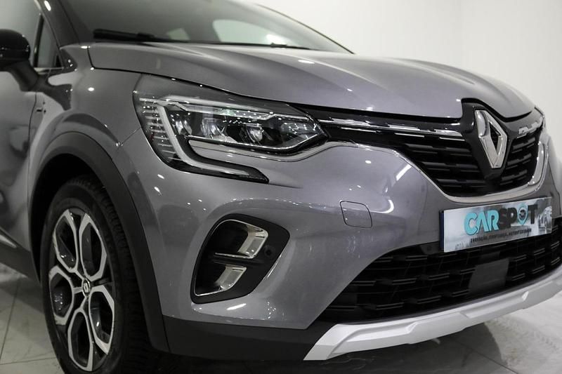 Usado Renault Captur Intens 90 HP (66 kW) 2022 Cinza SUV