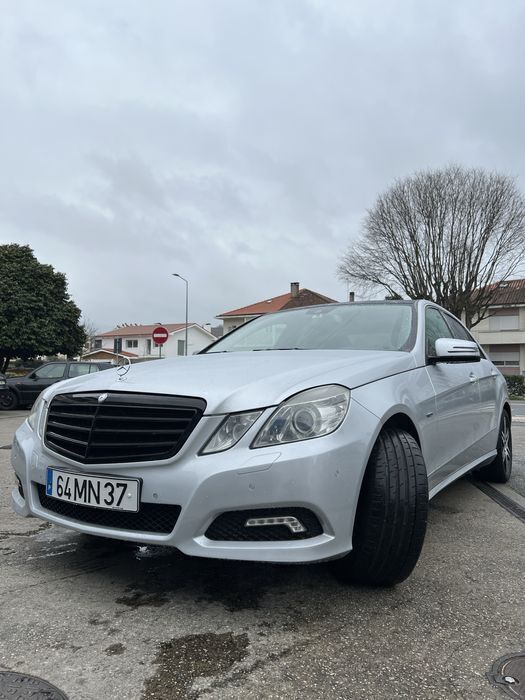 Usado 2009 Mercedes E250 AMG Sedan | € 14.900 - Imagem 1/4
