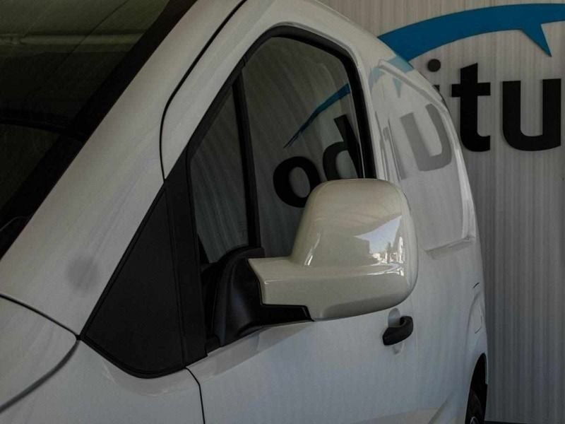 Usado Opel Combo Enjoy 100 HP (73 kW) 2019 Branco Monovolume