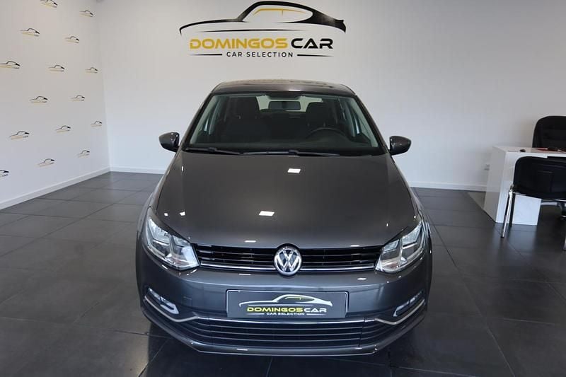 Usado VW Polo 75 HP (55 kW) 2016 Cinzento
