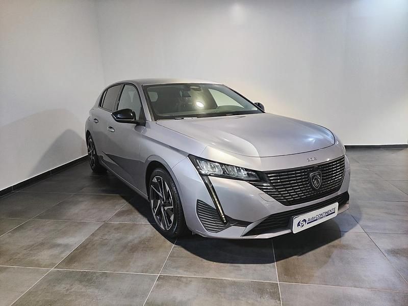 Usado Peugeot 308 Allure 130 HP (95 kW) 2024 Cinzento Sedan