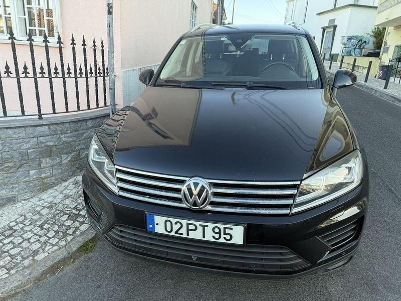 Usado 2015 VW Touareg SUV | € 22.500 - Imagem 1/4