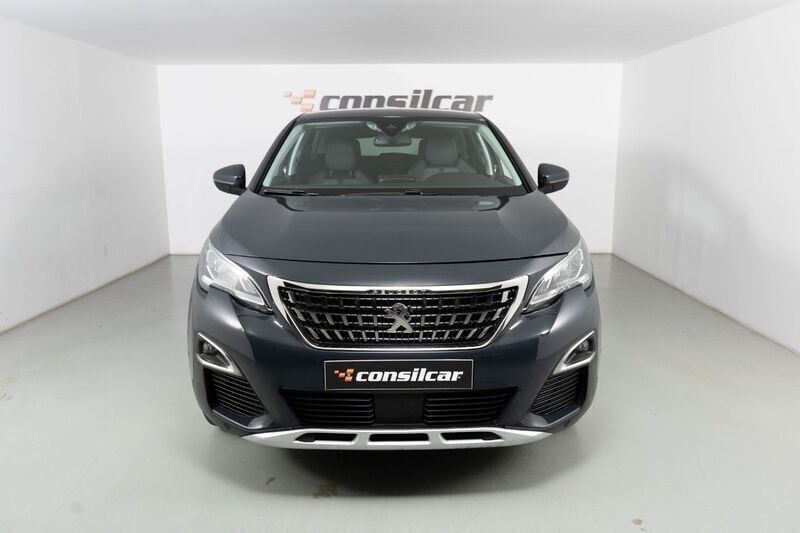 Cinza Usado 2019 Peugeot 3008 Allure SUV | € 16.480 (Bom preço) - Imagem 1/4