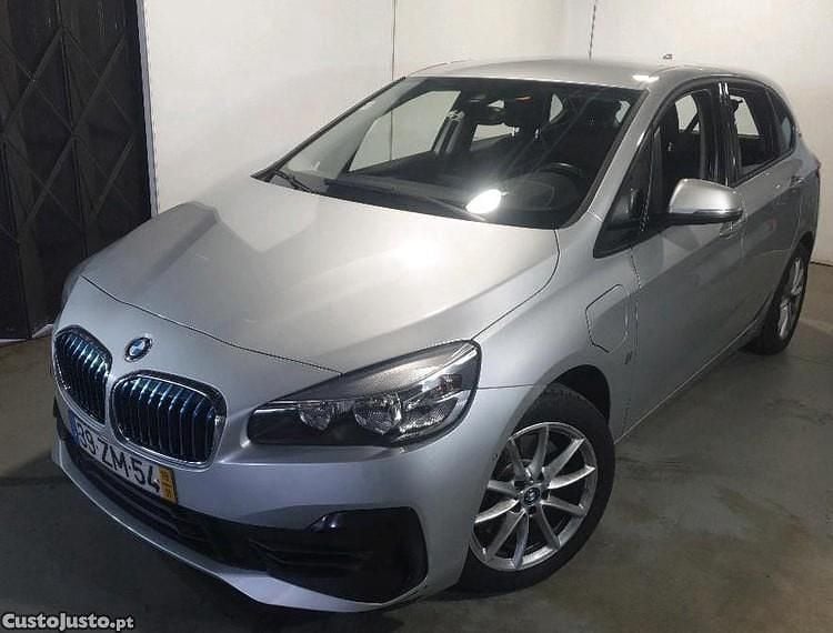 Cinza Usado 2019 BMW 225 Active Tourer iPerformance Monovolume | € 17.799 (Bom preço) - Imagem 1/1