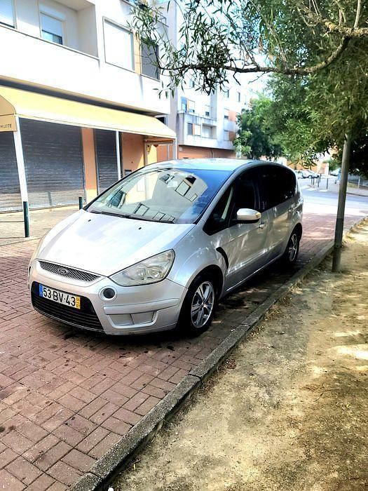 Usado 2006 Ford S-MAX S Monovolume | € 3.950 (Preço justo) - Imagem 1/4
