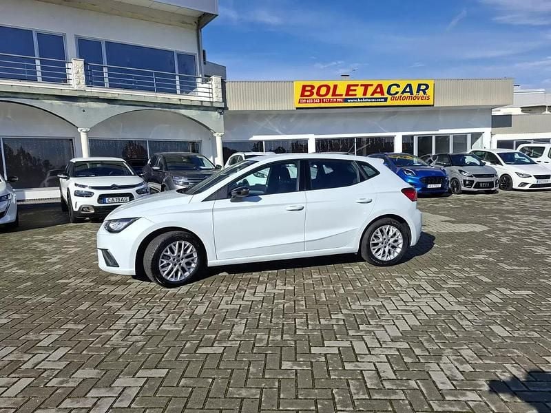 Bordeaux Usado 2023 Seat Ibiza FR Citadino | € 18.250 (Preço justo) - Imagem 1/4