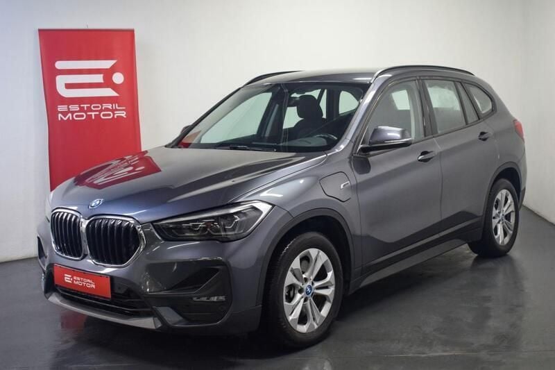 Cinzento Usado 2021 BMW X1 SUV | € 25.900 (Super Preço) - Imagem 1/4