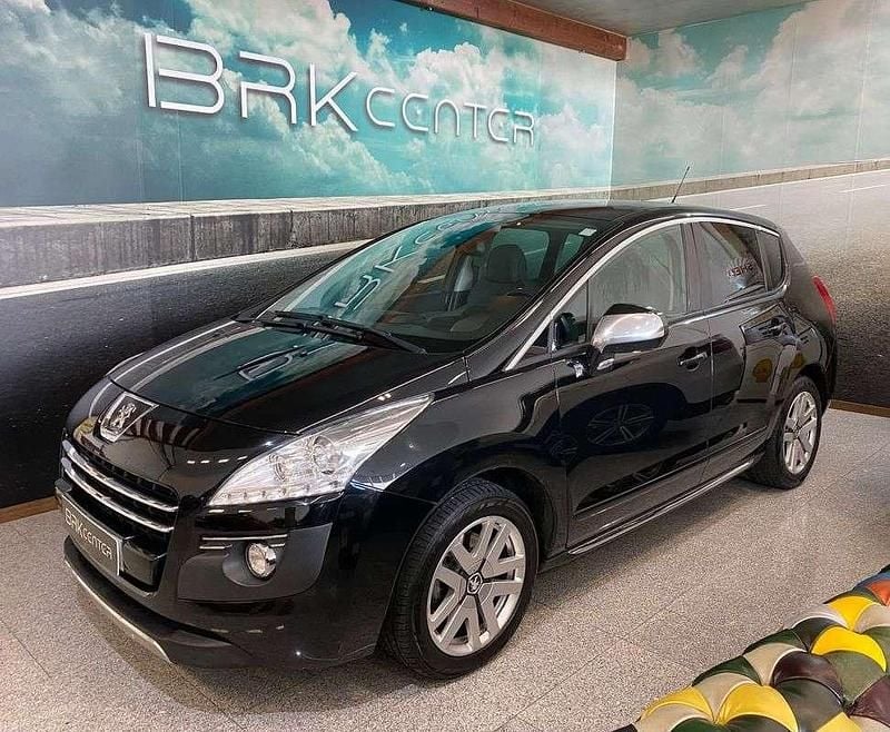 Usado Peugeot 3008 200 HP (147 kW) 2013 Preto Carrinha