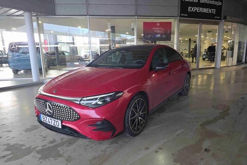 Roxo Novo 2025 Mercedes CLA 250+ Sedan | € 56.172 - Imagem 1/4