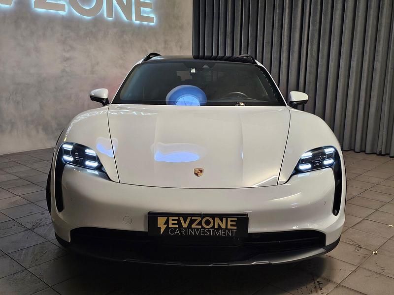 Usado Porsche Taycan 350 kW (476 HP) 2023 Branco Sedan