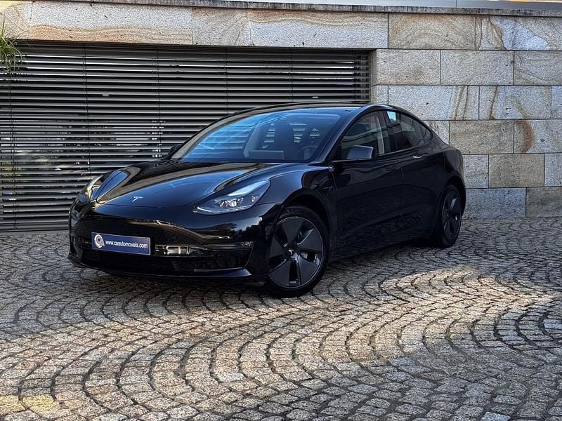 Preto Usado 2023 Tesla Model 3 Sedan | € 34.990 (Preço elevado) - Imagem 1/4