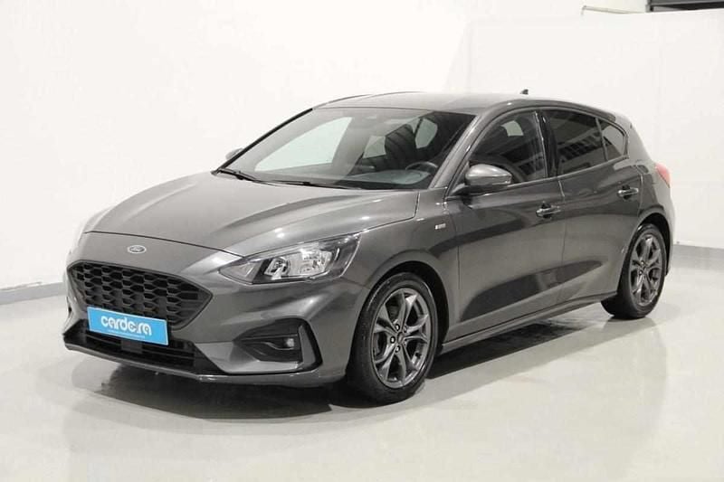Cinzento Usado 2019 Ford Focus Citadino | € 12.990 (Bom preço) - Imagem 1/4