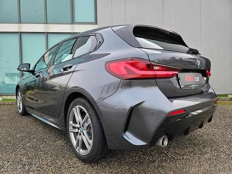 Usado BMW 116 116 HP (85 kW) 2021 Cinzento (metalizada) Citadino