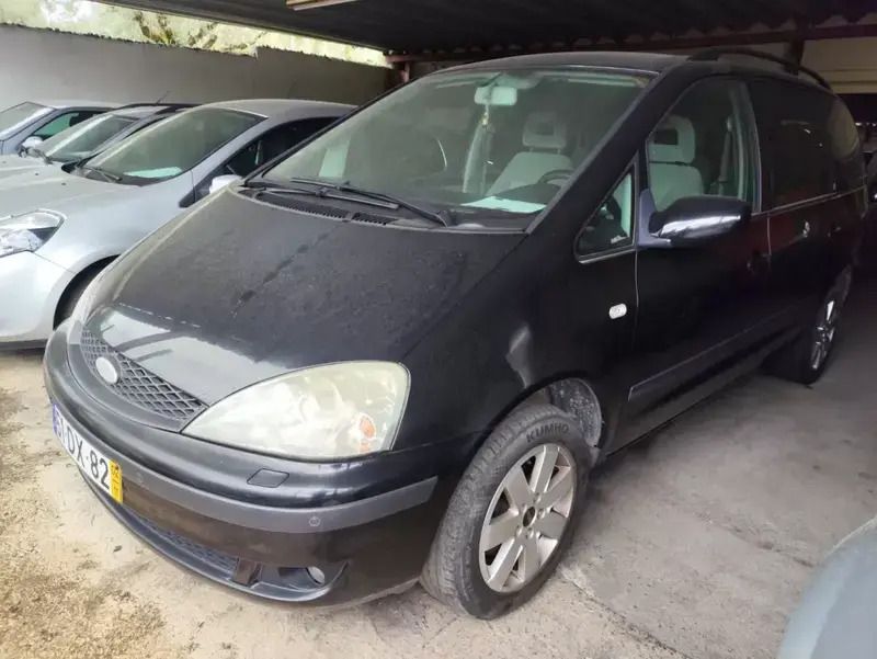 Preto Usado 2002 Ford Galaxy Trend Monovolume | € 4.000 - Imagem 1/4