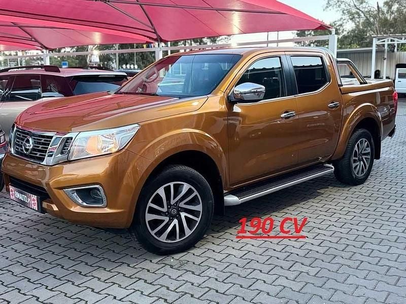 Castanho Usado 2017 Nissan Navara Tekna Pickup | € 27.990 (Preço justo) - Imagem 1/4