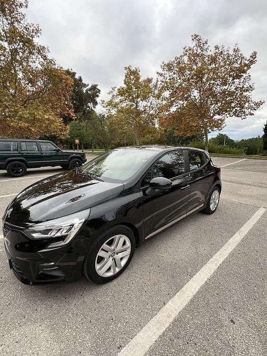 Usado 2019 Renault Clio IV Sedan | € 11.500 (Preço justo) - Imagem 1/4