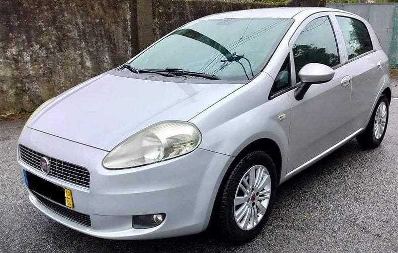 Usado 2010 Fiat Grande Punto Citadino | € 2.950 (Preço justo) - Imagem 1/4