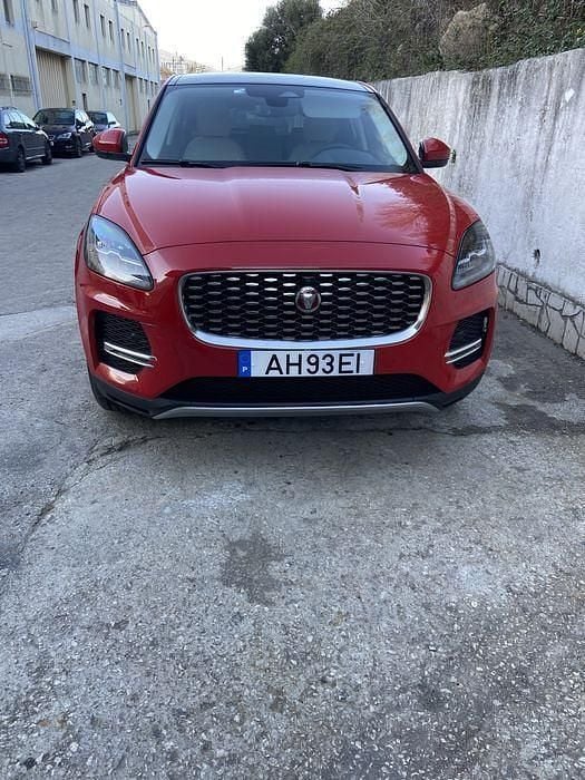Usado 2021 Jaguar E-Pace S SUV | € 29.990 - Imagem 1/4