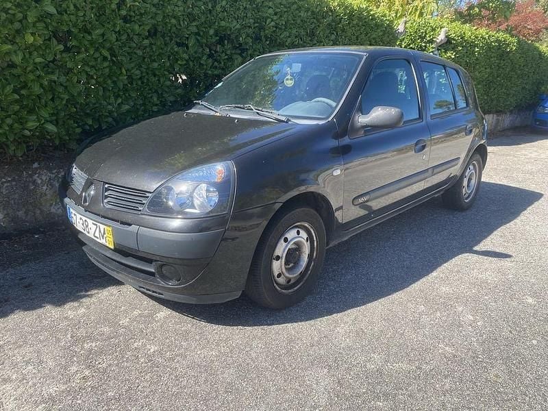 Usado 2005 Renault Clio II Sedan | € 1.500 (Preço justo) - Imagem 1/4
