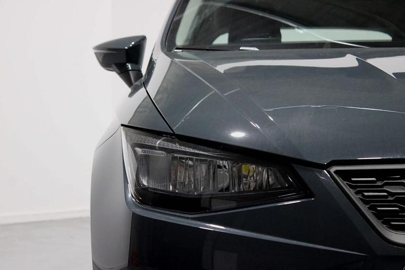 Usado Seat Ibiza Style 115 HP (84 kW) 2024 Azul