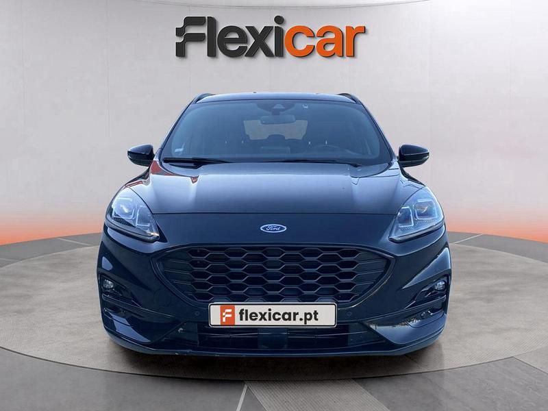 Usado Ford Kuga ST-Line 120 HP (88 kW) 2022 Preto SUV